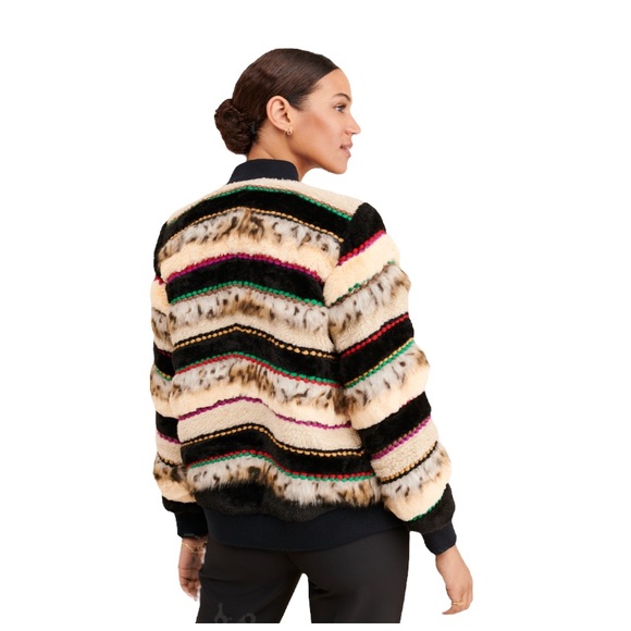 Conditions Apply Textured Trieste Faux Fur & Sherpa Button Up Bomber Jacket- S - Picture 4 of 12